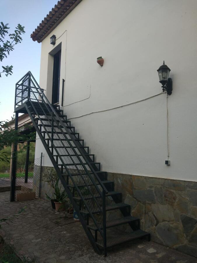 Вилла Casa Arroyomolinos Саара-де-ла-Сьерра Экстерьер фото